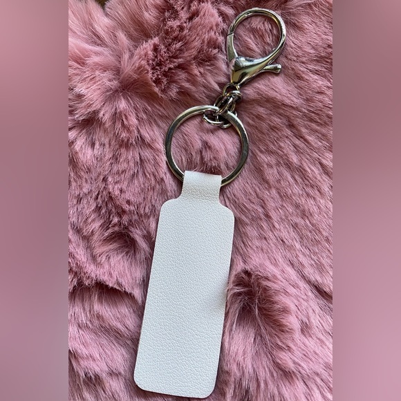 WHITE FAUX LEATHER KEYCHAIN CUSTOM EMBOSSED 2 initials - Picture 1 of 3